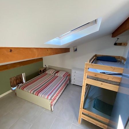 Appartement Climatise Au Pied Du Mont Ventoux Malemort-du-Comtat 外观 照片
