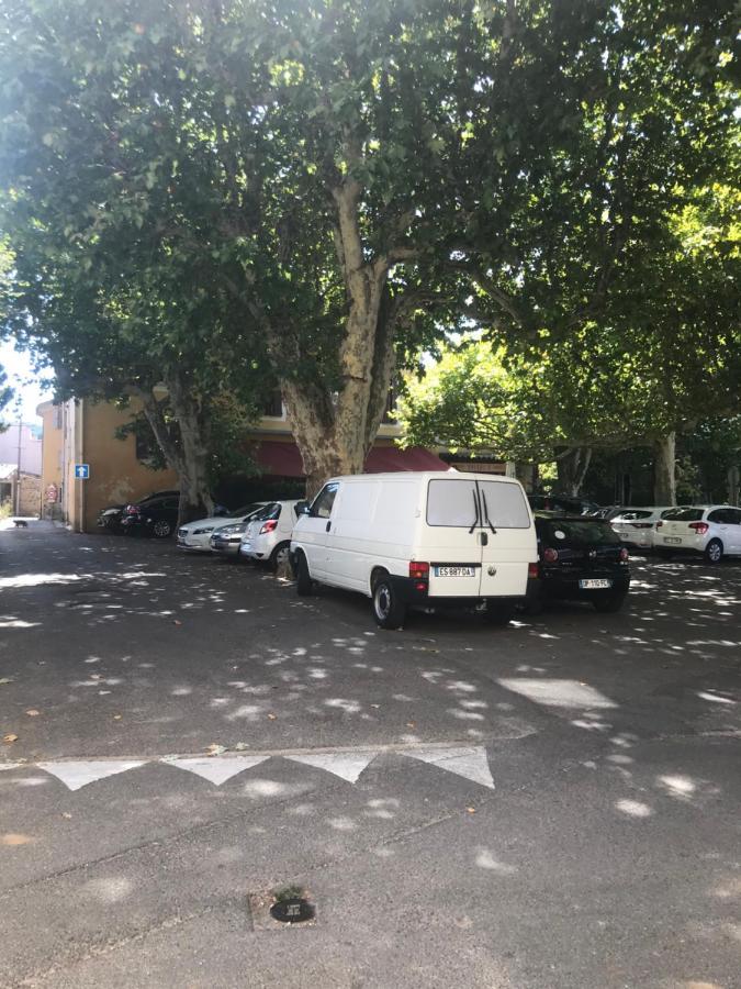 Appartement Climatise Au Pied Du Mont Ventoux Malemort-du-Comtat 外观 照片